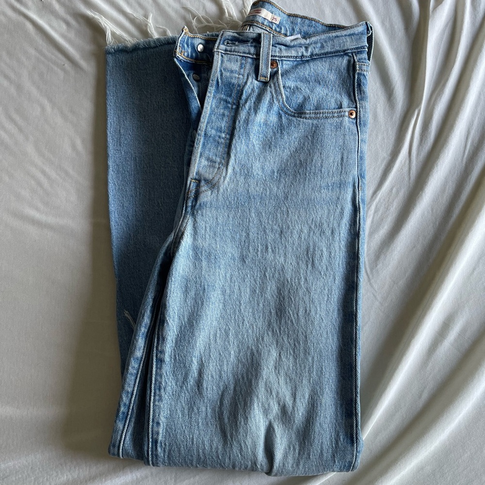 Levi's Ribcage Straight Jeans